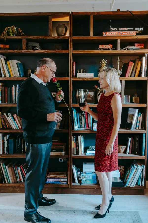 Imagen de personas en un evento social